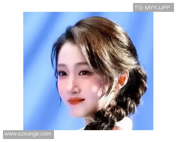关晓彤心目中的足球偶像是谁她对这位明星的喜爱之情揭秘 关晓彤心目中的足球偶像是谁她对这位明星的喜爱之情揭秘